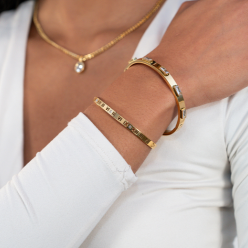 Jamila Bangle