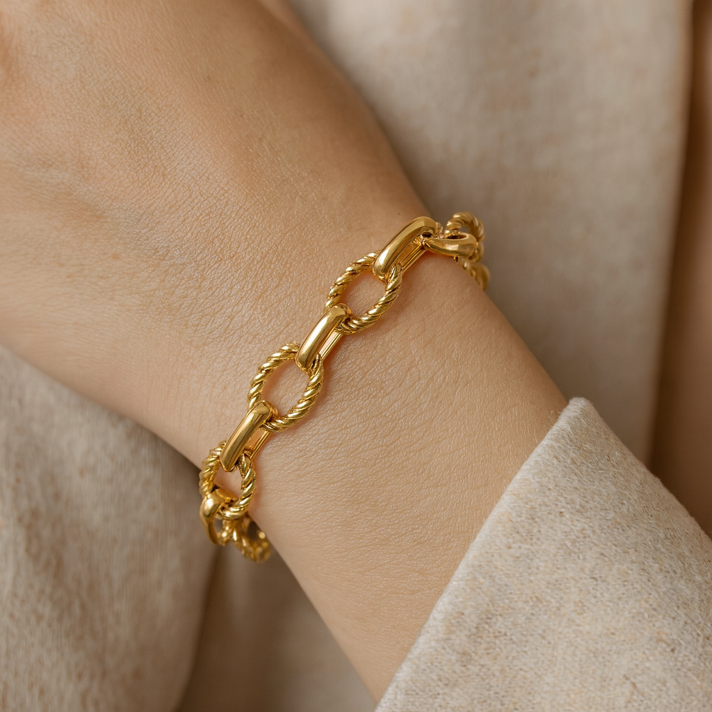 Alma Bracelet