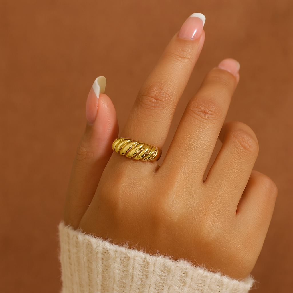 Classic Croissant Ring